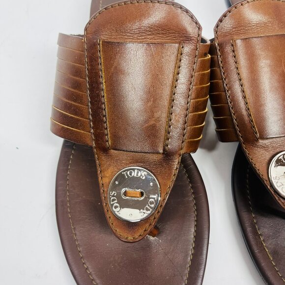 Tod's Brown Leather Silver Detailed Flat Thong Sandal, Size 8.5 - Picture 2 of 8